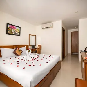 Hotel Twilight, Da Nang